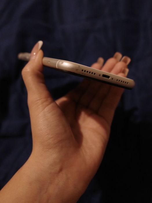 iPhone 11 Белый 64 гб
