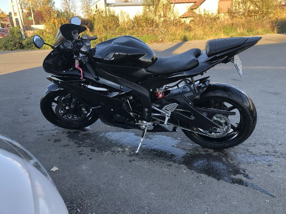 Yamaha r6 2co 2006-2007 rj11 ( r1 , cbr , honda , kawasaki , aprilia )