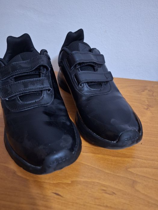 Adidas barbati marimea 39,5