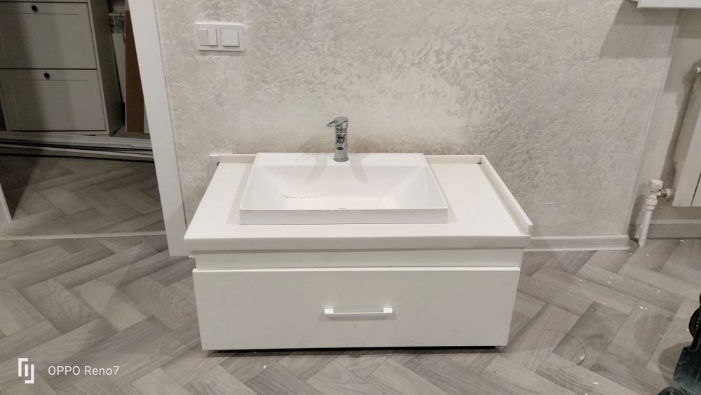 Раковина с тумбой