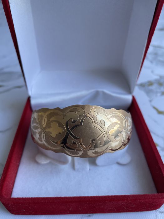 Золотой блезик 585 пробы