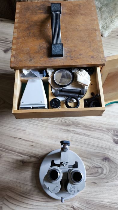 Полски микроскоп PZO