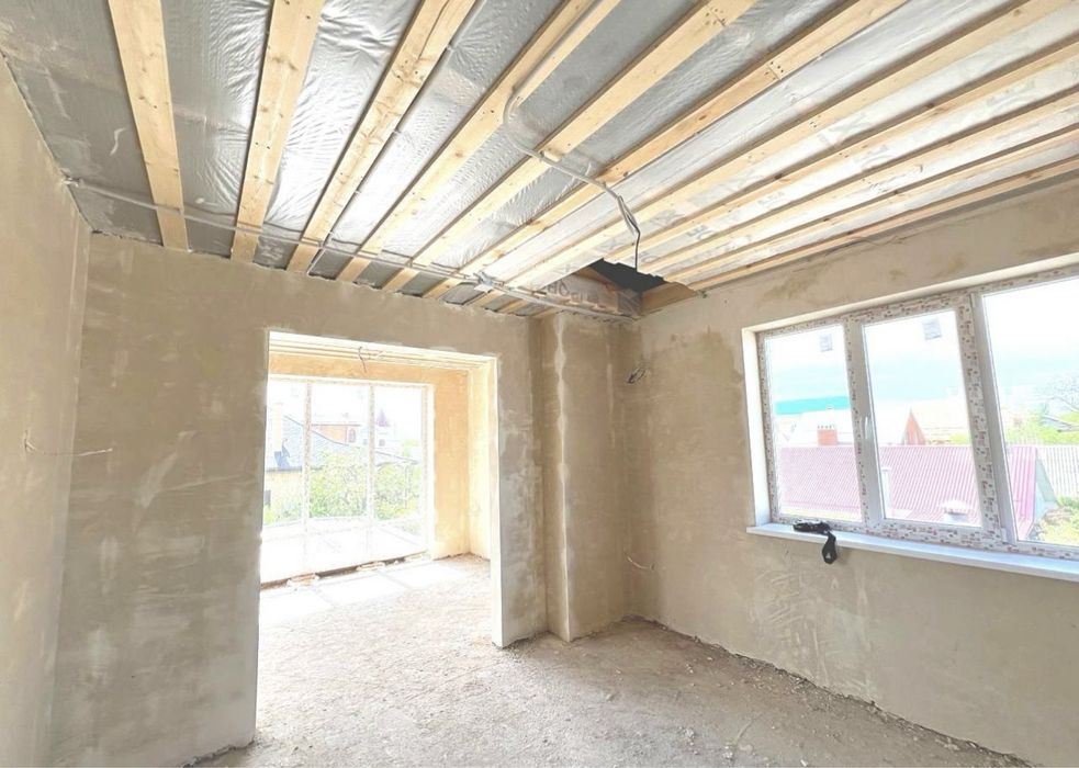 Штукатурка и шпаклевка стен. Левкас