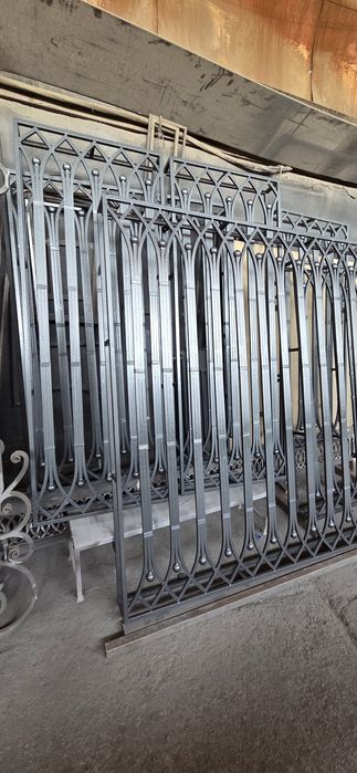 Железные ворота Решетки Перила Навесы покраска