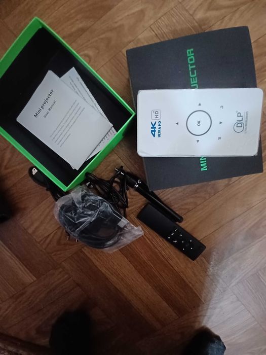 Мини прожектор (mini projector) проектор