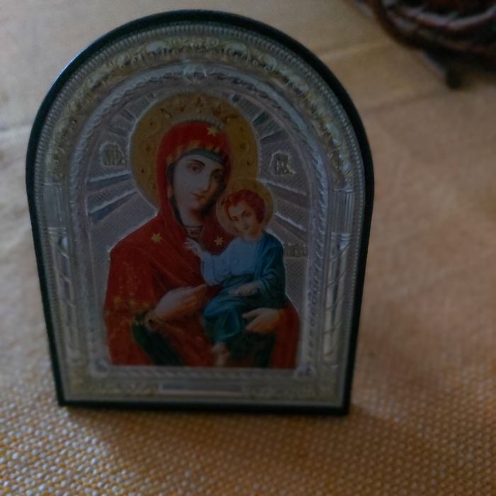 Vind bibelou și icoana