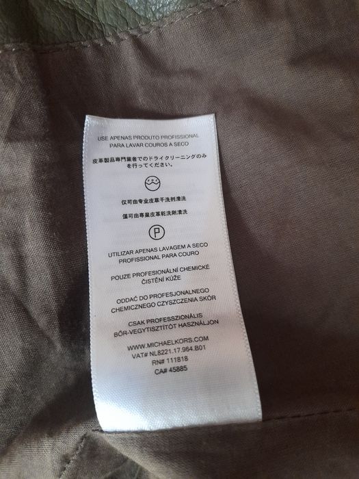 Mishael kors дамско кожено яке S- M размер.
