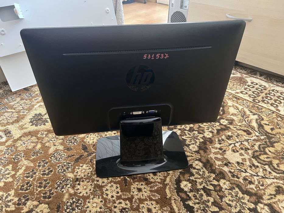 Монитор HP DVI VGA