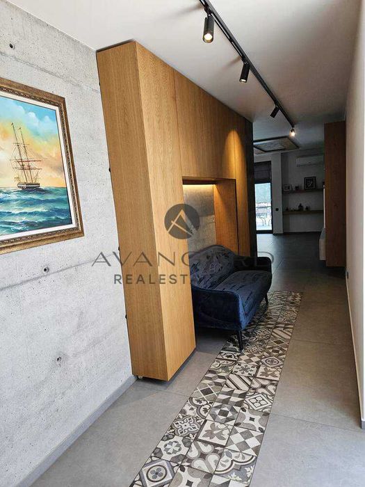 оф.21844 Луксозна къща с басейн/ Марково