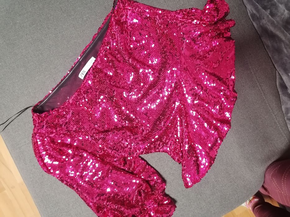 Bluza Zara, aproape noua