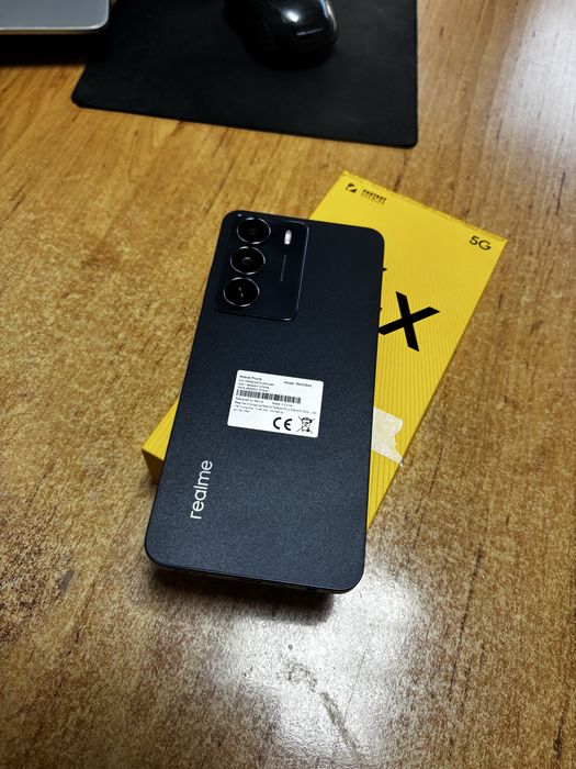 Realme 14x carbon black