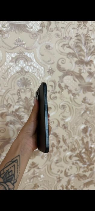 Продам iPhone 15