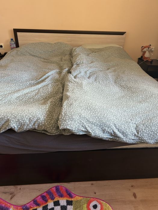 Спалня с матрак и топ матрак 160х200см