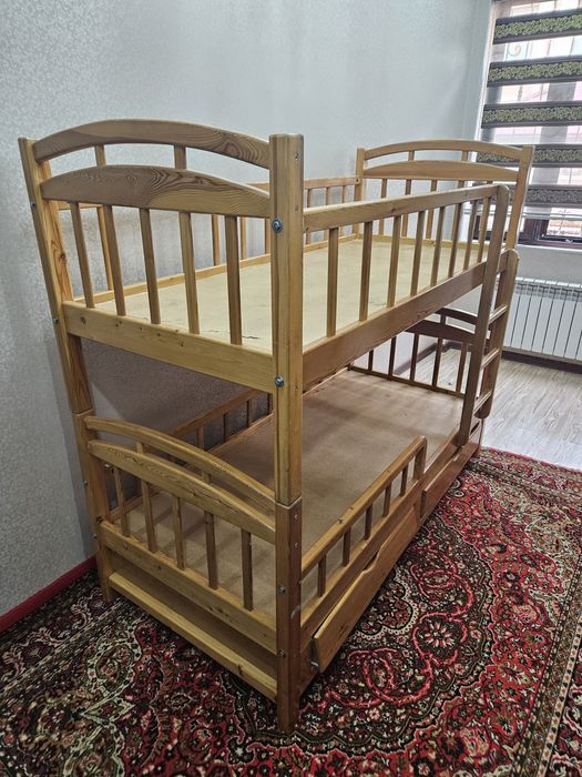 Продаётся двухъярусная кровать