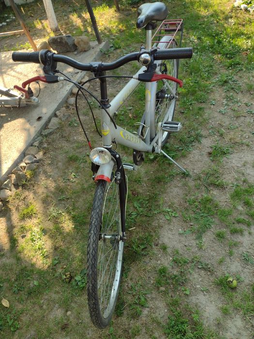 Vând bicicletă în stare bună
