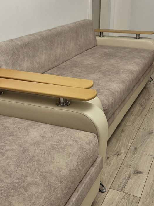 Диван + кресло с подушками