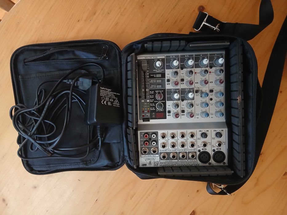 Миксер микспулт Behringer с ефекти