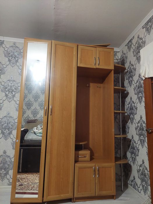 Шкаф для прихожей