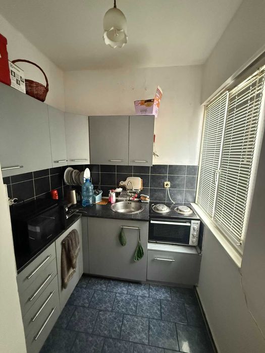 Продава се Едностаен апартамент в Пловдив, Тракия - 37 кв.м за 1892 €/кв.м - Снимка #2