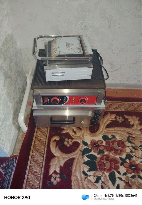 Pitsa pechka Tolstr Izgara sotiladi