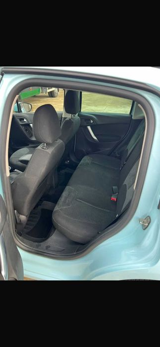 vand citroen c3 model exclusiv 2010 euro 5. - 1,4 benzina cu aer conditionat