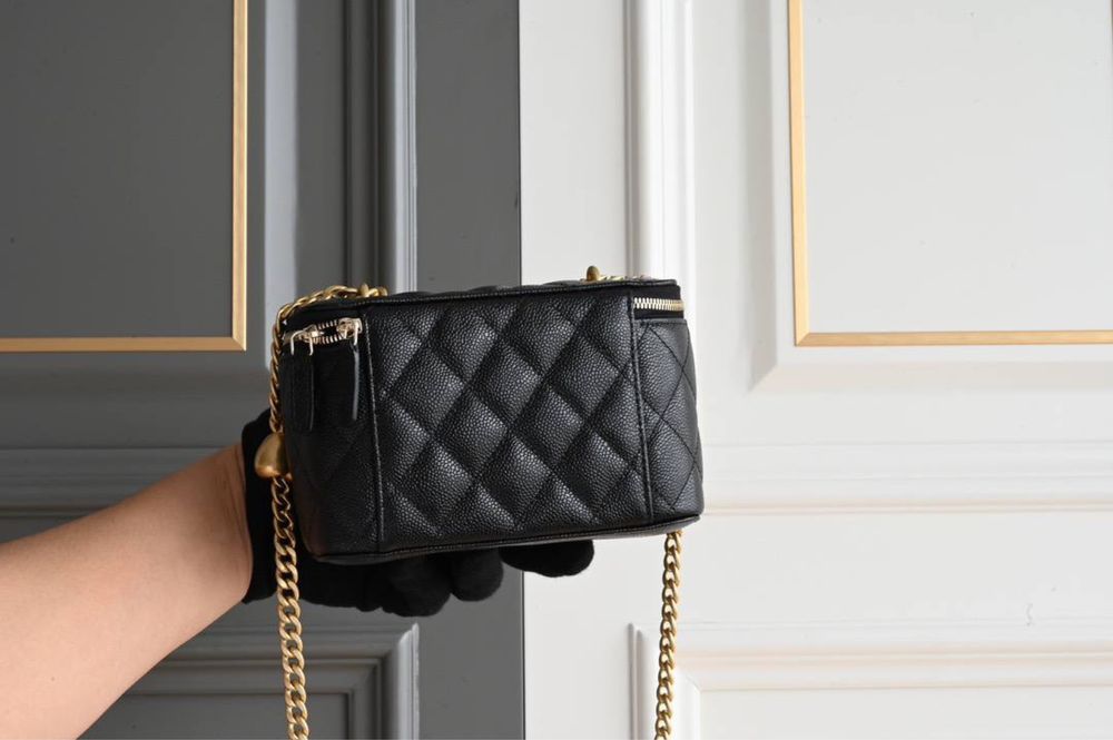 Geanta Chanel Small