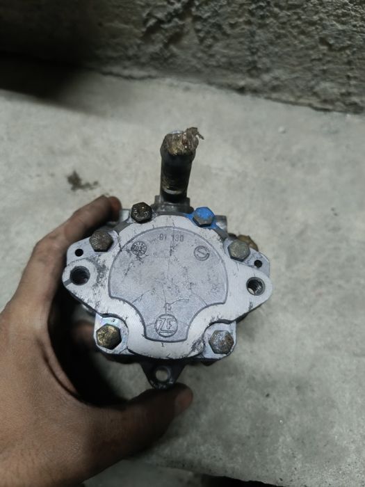 Насос ГУРа VAG, Passat , Golf , Audi