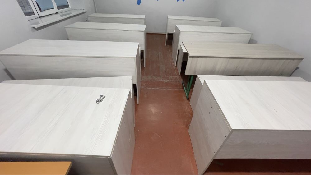 Parta stul o’quv markaz uchun