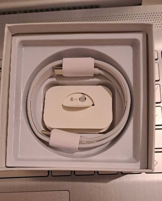 Airport pro 2 luxury
