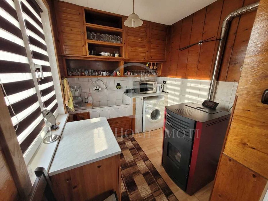 Продава се Етаж от къща в Карлово - 220 кв.м за 1000 €/кв.м - Снимка #9