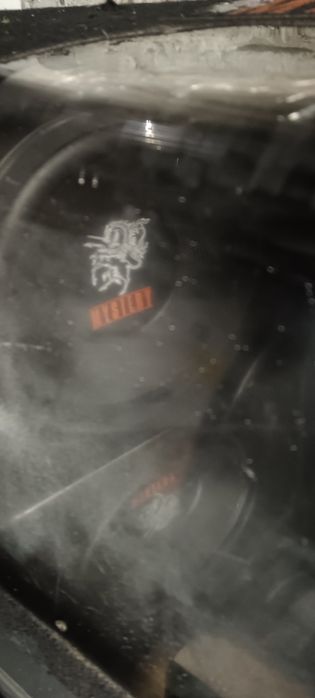 Продам сабвуфер 800ватт