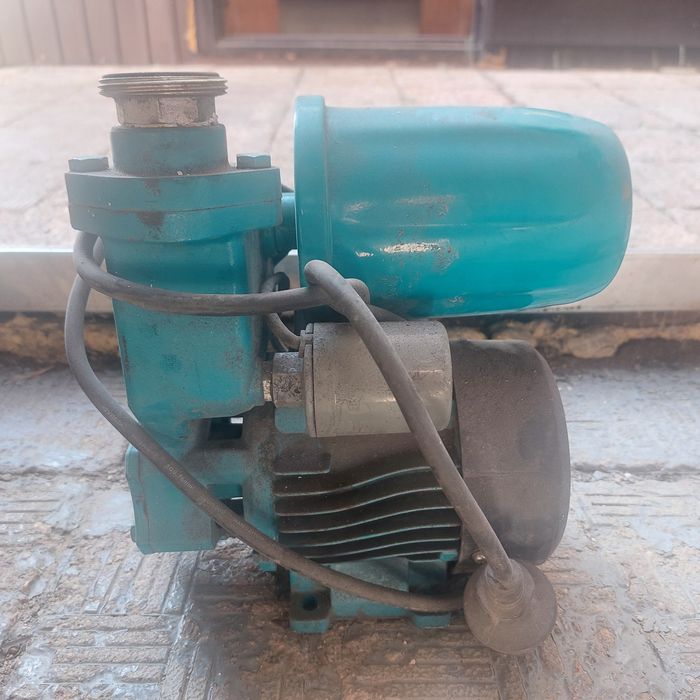 Насос водяной LEO