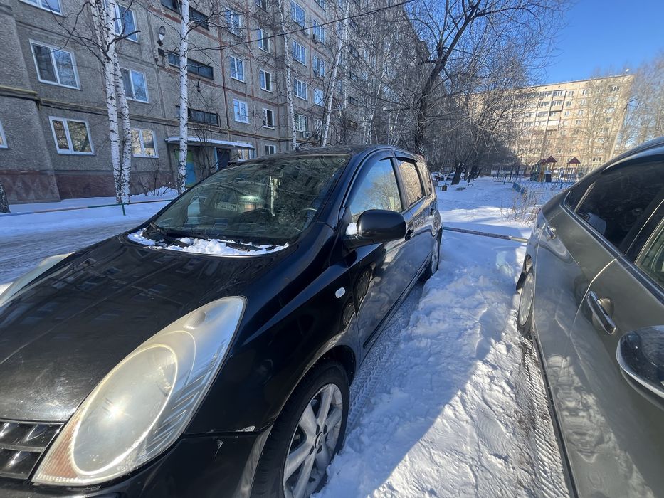 Продам ниссан ноут е11