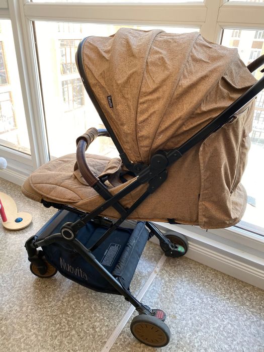 Срочно продам коляску