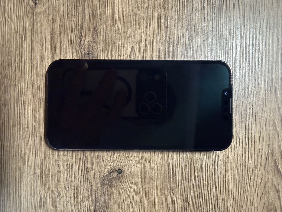 Iphone 13 pro 256gb в хорошем состоянии