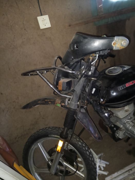 Мотоцикл сатамыз запчасти