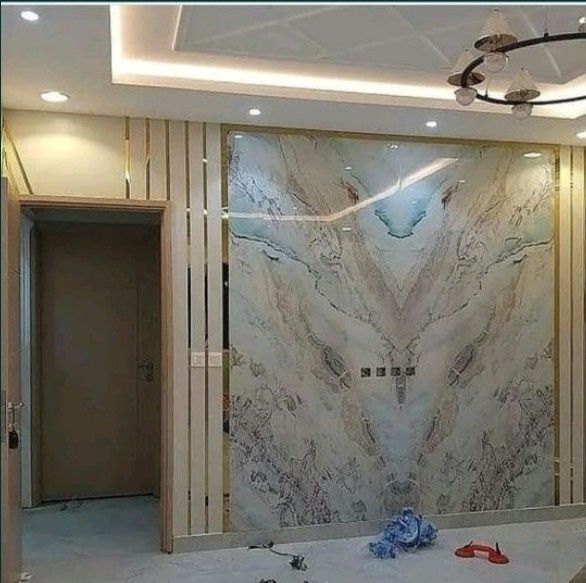 Поклейка обоев, галтели, плинтуса и молдинг.