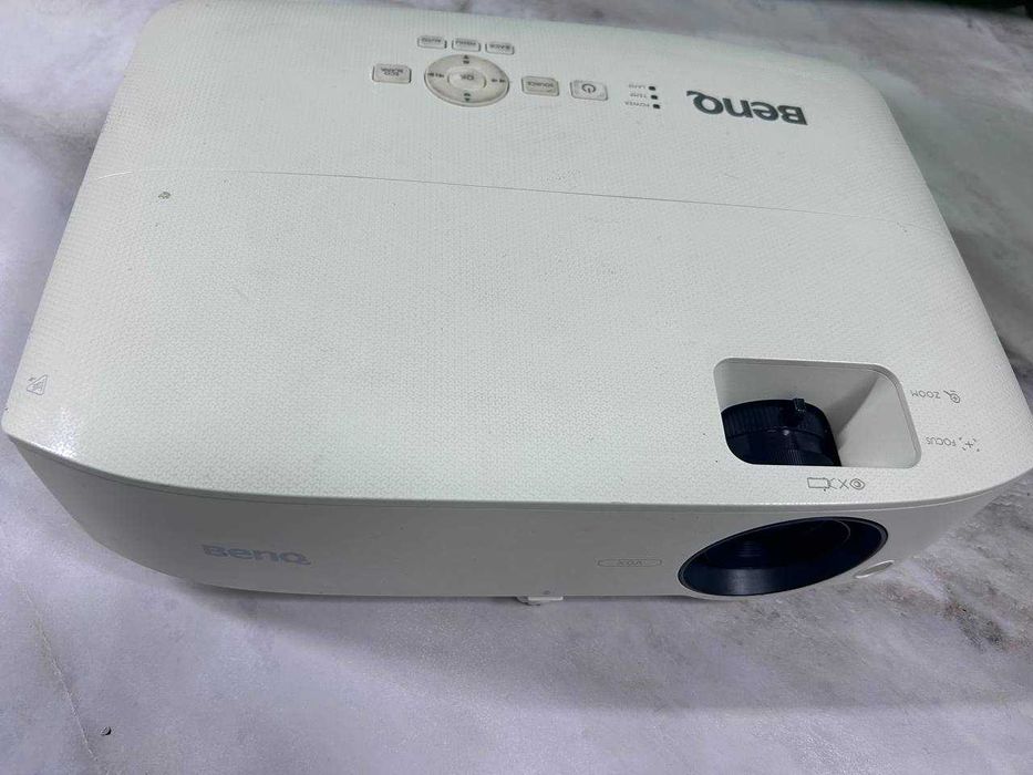 Проектор (лот 475558г. Астана ул. Женис 24)