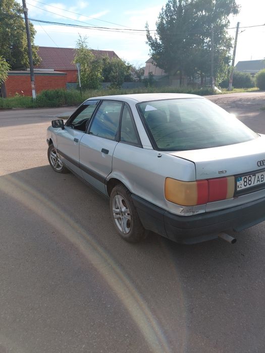 Продам ауди б3..