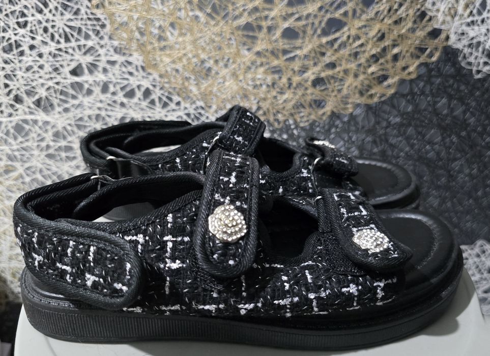 Распродажа стильной обуви