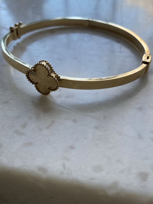 Продам золотой браслет