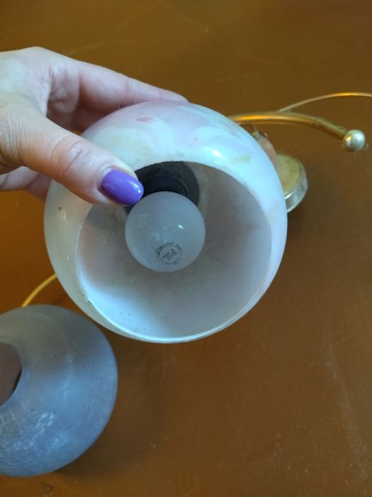 Продам светильник настенный