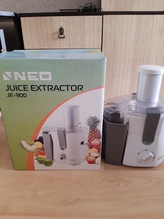Сокоизстисквачка NEO JE-900