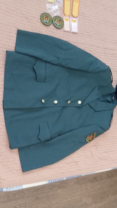 Парадная форма новая ни разу не одевал размер обуви 39