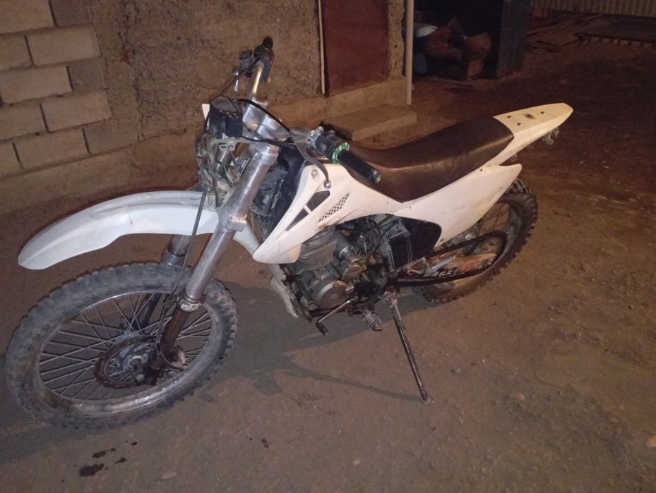 Продам эндуро 06