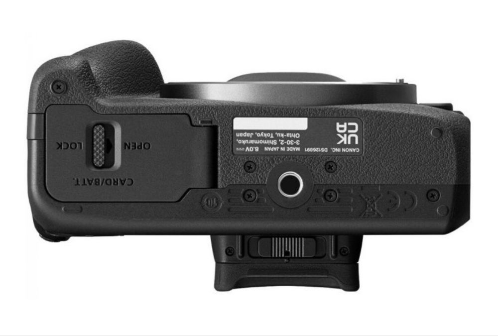 Фотокамера Canon EOS R100 kit 18-45 черный