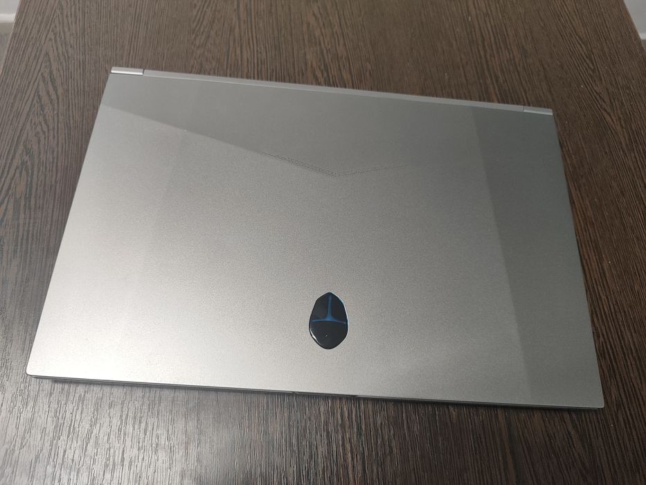 Thunderobot/RTX4060/165HZ/16GB/512GB