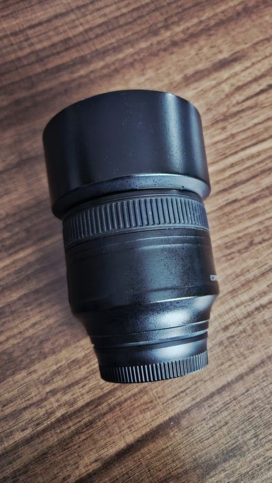 Obiectiv Nikon 85mm f1.8g