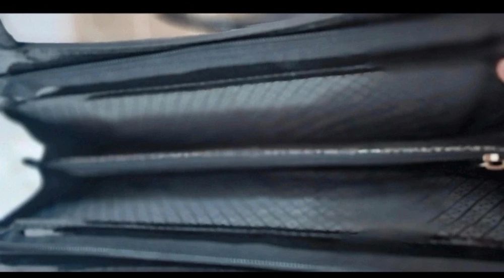 Geanta nouă superba