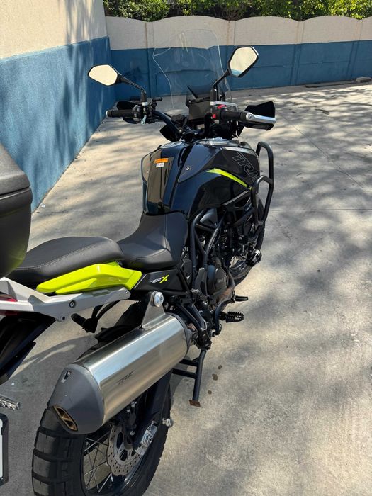 Motocicletă Benelli TRK 702X
